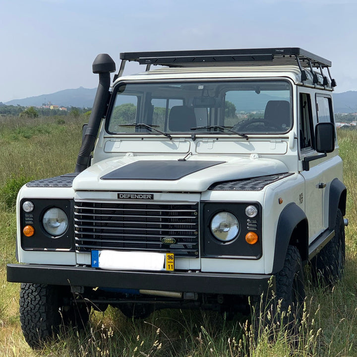 Land Rover Defender 110/90 (1984-2006) Lensun 75W Bonnet Flexible Solar Panel