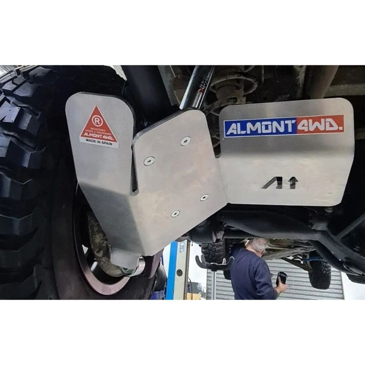 Almont Toyota HDJ80 VX 3-Locker Rear Shock Skid Plates (Pair)
