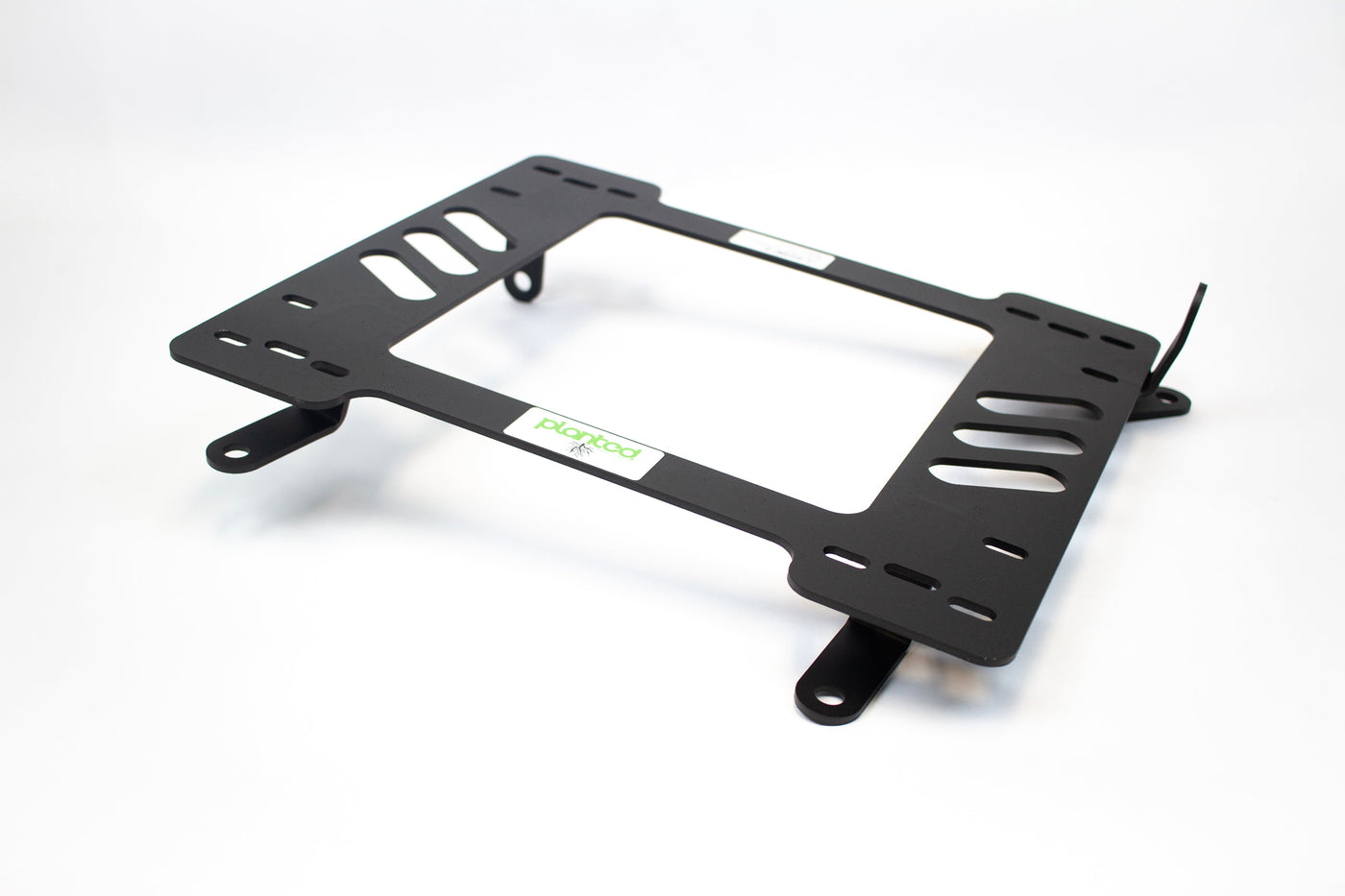 Planted Seat Bracket - Fiat 500 (2009+) - Right side Lower for models without subwoofer under seat - image 1 of 3