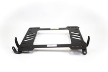Planted Seat Bracket - Lexus GS 300 [1st Generation] (1993-1997) - Right side - image 3 of 3
