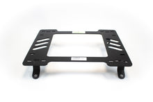 Planted Seat Bracket - Toyota Land Cruiser 60 Series [J60] (April 1986-1989) - Right side - image 3 of 5