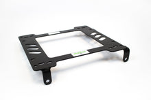 Planted Seat Bracket - Toyota Land Cruiser 60 Series [J60] (1980 - March 1986) - Left side - image 2 of 3