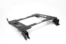Planted Seat Bracket - Chevrolet HHR (2006-2011) - Left side - image 2 of 3