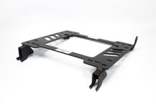 Planted Seat Bracket - Chevrolet HHR (2006-2011) - Right side - image 1 of 3