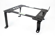 Planted Seat Bracket - Mitsubishi Pajero [2nd Generation, JDM, RHD, 2 Door] (1991-1999) - Right side - image 1 of 3