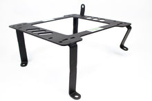Planted Seat Bracket - Mitsubishi Pajero [2nd Generation, JDM, RHD, 2 Door] (1991-1999) - Right side - image 2 of 3