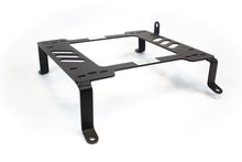 Planted Seat Bracket - Toyota Land Cruiser [J200 Series] (2008+) - Right side - image 2 of 3
