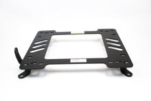 Planted Seat Bracket - Toyota Pickup, Hilux [4th Generation, N50, N60, N70 Chassis] (1984-1988) - Right side - image 3 of 3