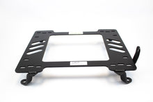 Planted Seat Bracket - Honda Element (2003-2011) - Left side - image 3 of 3