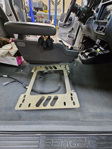 Planted Seat Bracket - Ford Ranger [3rd Generation] (1998-2011) - Right side - image 3 of 5