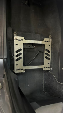 Planted Seat Bracket - Nissan Skyline [R34 Chassis] (1998-2005) - Left side - image 3 of 4
