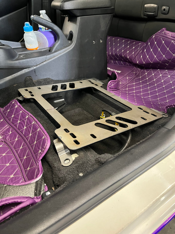 Planted Seat Bracket - Kia Rio [3rd Generation UB/QB Chassis] (2012-2017) - Right side
