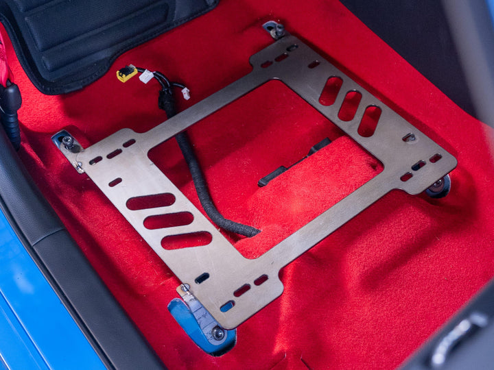 Planted Seat Bracket - Honda Civic [11th Generation] (2021+) - Right side