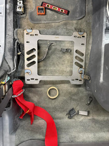 Planted Seat Bracket - Honda Civic [7th Generation Excluding Si] (2000-2004) - Left side - image 3 of 3