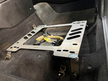 Planted Seat Bracket - Infiniti Q45 [2nd Generation, Y33 Chassis] (1997-2001) - Left side - image 3 of 4