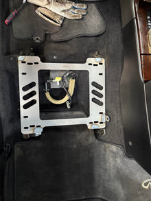 Planted Seat Bracket - Infiniti Q45 [2nd Generation, Y33 Chassis] (1997-2001) - Left side - image 4 of 4