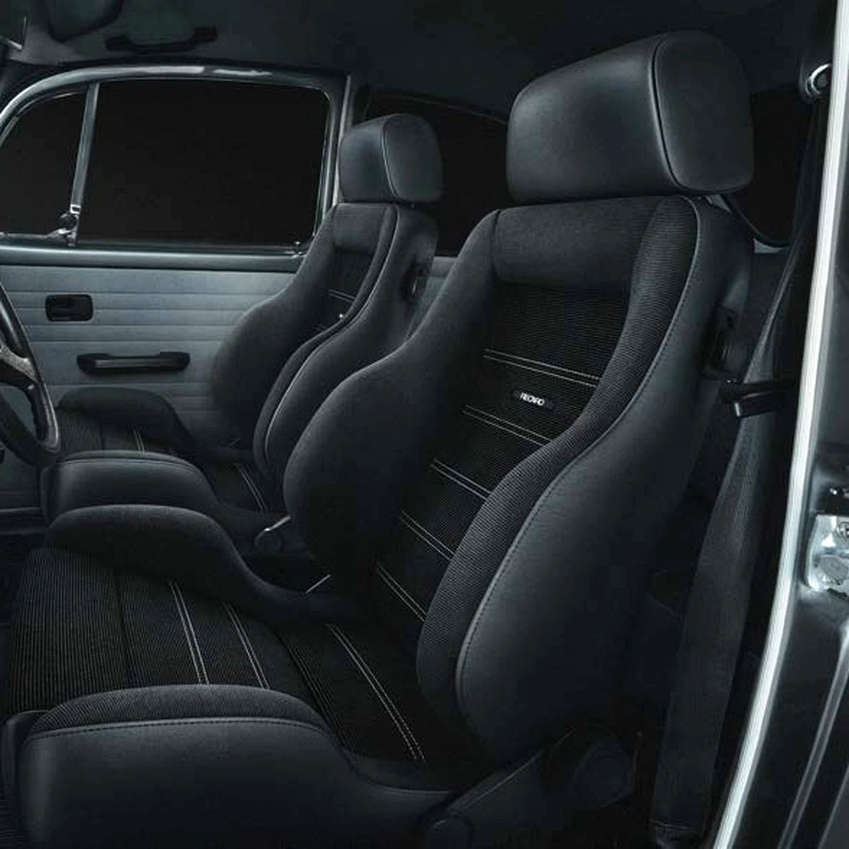 RECARO Classic LS seat installed in a classic car interior