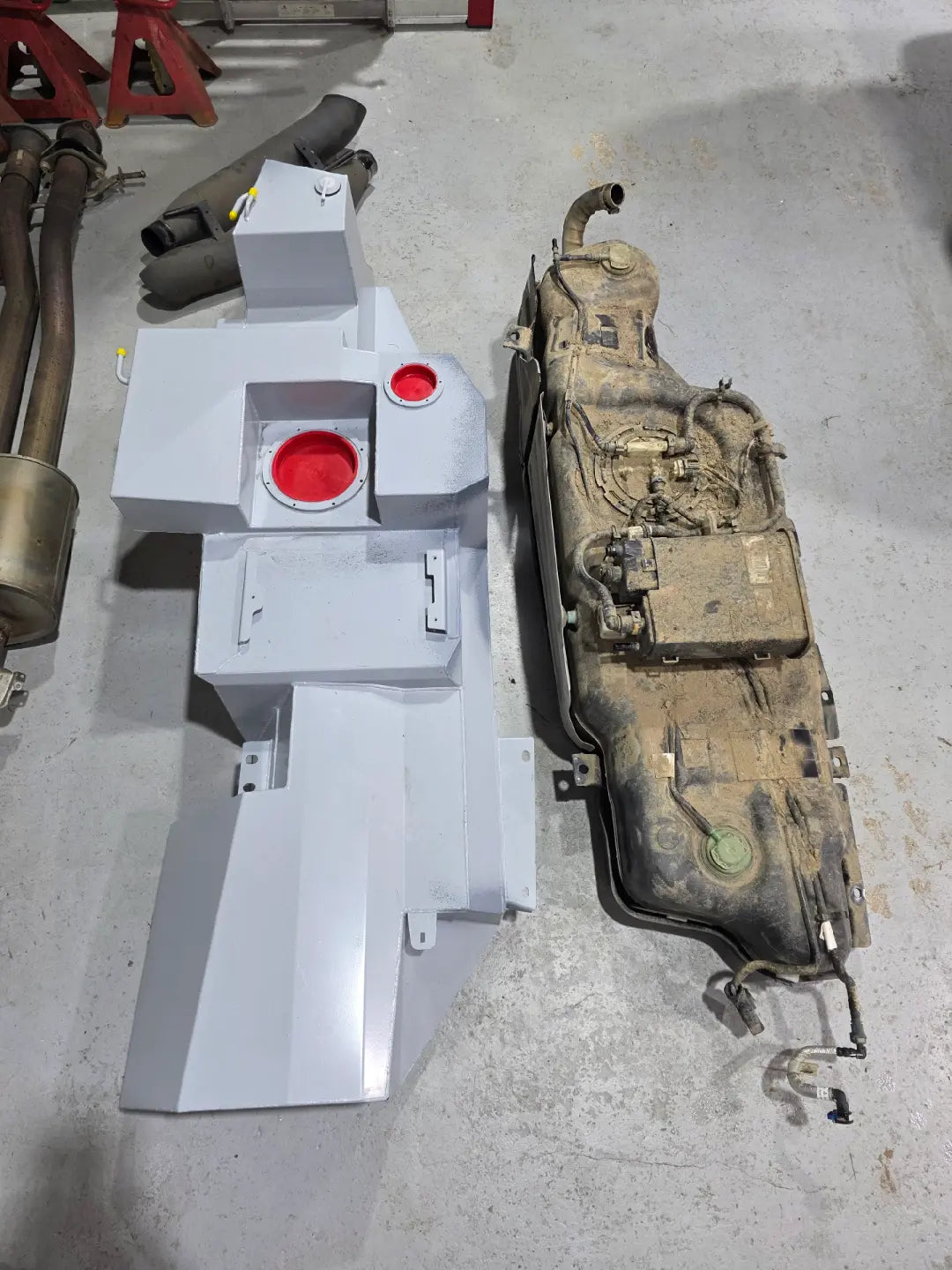 LongRanger Replacement Extended 140 Litre Fuel Tank - Next Gen Ford Ranger Raptor Petrol (2022+)