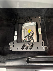 Planted Seat Bracket - Porsche 996, Boxster, 997, Cayman, 991 (1998+) - Right side - image 4 of 13