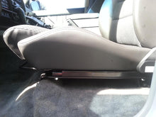 Planted Seat Bracket - Toyota Land Cruiser 80 Series [J80] (1990-1997) - Left side - image 6 of 6